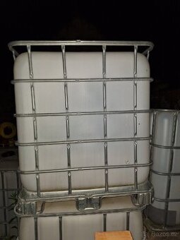 Nádrž 1000l  Ibc