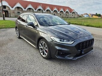 Ford Mondeo Hybrid