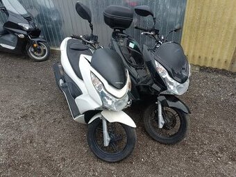 Honda pcx 125 dva kusy