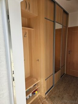 Prodam vestavnou skrin