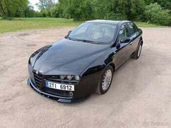 Alfa Romeo 159