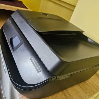 Tiskárna HP DeskJet Ink Advantage 5275 All-in-One - 1
