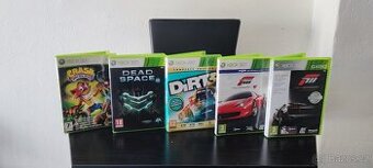Xbox 360 včetně her bez zdroje kabelu a ovladačů