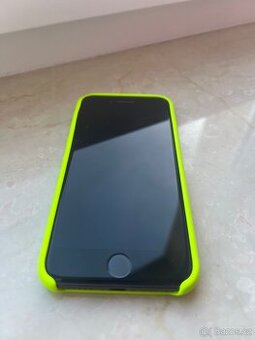 iPhone 8 64GB