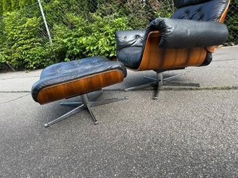 Křeslo s podnožkou Hermann Miller Eames Lounge Otoman