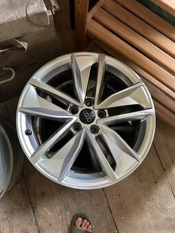 Audi original alu kola 5x112 7.0JxET43