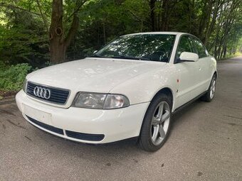 A4 B5 2.6 quattro - 180tis najeto