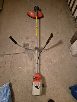 křovinořez Stihl FS44
