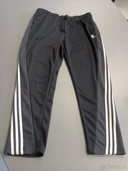Dámské tepláky Adidas