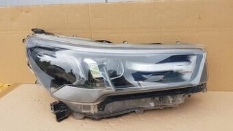 TOYOTA HILUX 8 VIII LIFT 20- FULL LED Prava lampa...