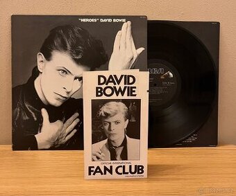 David Bowie – "Heroes"