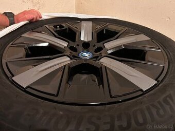 Disky R21 originál BMW s pneu 255/50
