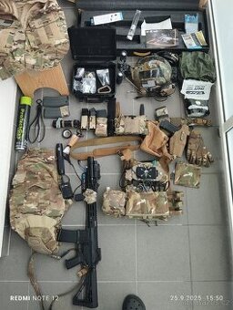 AIRSOFT KOMPLETNÍ VÝSTROJ A VYBAVENÍ