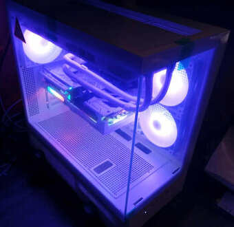 Nový Herní PC/Ryzen 7 7800X3D/RX 9070XT/32GB RAM/2TB SSD