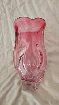 Hutní sklo váza zřejmě Moser