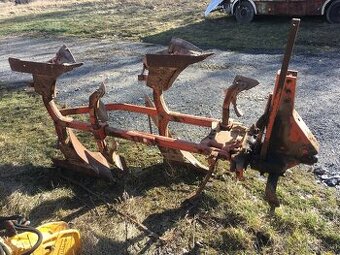 Pluh 2 radliční otočný do měkkého terénu