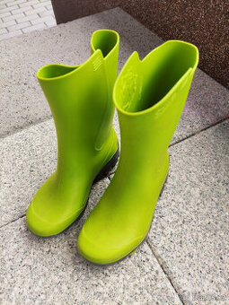 Prodám dětské lehké holínky značky Decathlon vel. 27/28