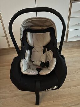 Autosedačka vajíčko Chipolino