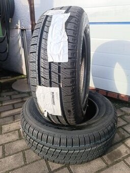512. NEJETÉ pneumatiky GoodYear 215/65/15C