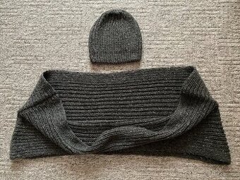 Nový dámský pletený set Avon - čepice, kruhová šála