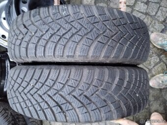175/70/14 zimni pneu MICHELIN a HANKOOK 175/70 R14