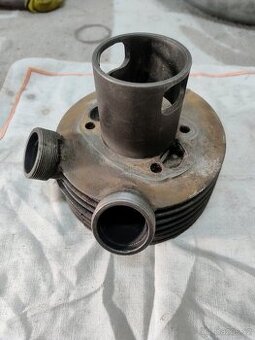 VÁLEC MOTORU JAWA 175