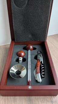 Dárková sada na víno (nerez/dřevo)