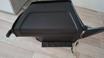 Subwoofer CANTON Octavia III kombik