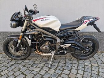 Triumph Street triple