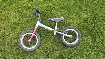 Dětské odrážedlo za odvoz zdarma