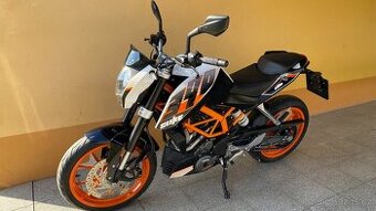 KTM DUKE 390 / ABS / serviska / 2016/ TOP STAV / 1.majitelka