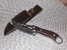 Nový nůž 22cm