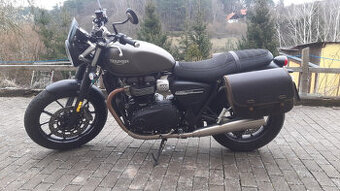 Triumph Street Twin 900