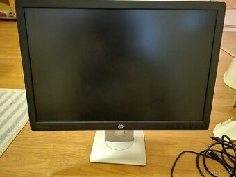 HP monitory