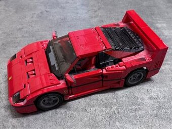 - LEGO Creator Expert 10248 Ferrari F40 -