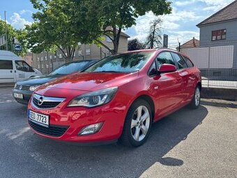 Opel Astra J Sports Tourer