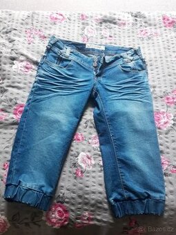 Prodám pěkné Capri kalhoty. Značka Redseventy - 1