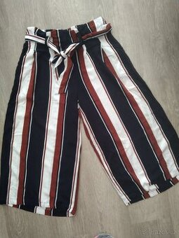 Primark kratší širší letní dámské kalhoty velikost S.