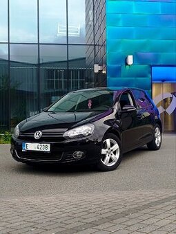 VW Golf 6 STYLE 1.2Tsi 77kw plný servis, 1.majitelka