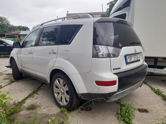 MITSUBISHI OUTLANDER, DÍLY, NA DÍLY