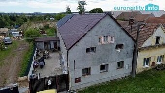 Pronájem, rodinný dům, Úherce, ul. Náves - 1