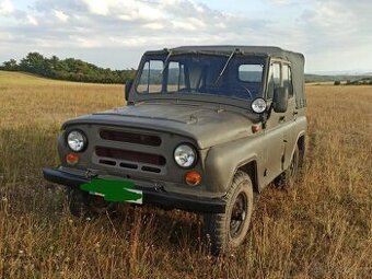 UAZ - 469
