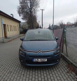 Citroën Grand C4 Picasso 2.0 HDi, automat, 7 míst – 2015