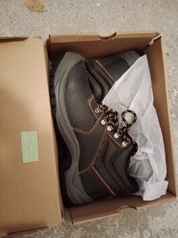 Pracovní obuv CXS Stonek Winter/zimní vel.43 NOVÉ