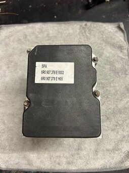 Řídicí jednotka ABS škoda FABIA 2 1.6 benzín 77kw