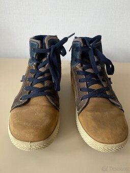 Chlapecké podzimní boty Primigi, vel. 35