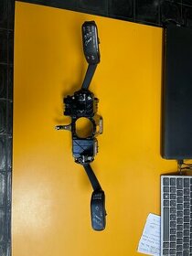 Páčky stěračů a blinkrů + tempomat 6C0.953.501.H