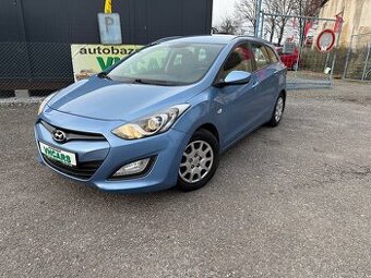 Hyundai i30 1,6i 88kW Trikolor