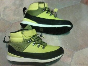 Dámské zateplené kotníkové boty, vel. 36, zn Reserved