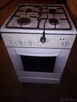 KOMBINOVANÝ SPORÁK MORA